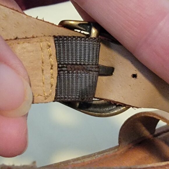 Born Timina Brown Leather T Strap Cushioned Sandal w Toe Thong - Picture 10 of 15